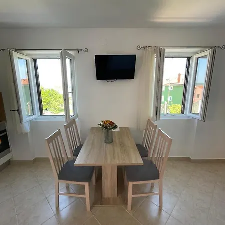 Apartment Oaza *