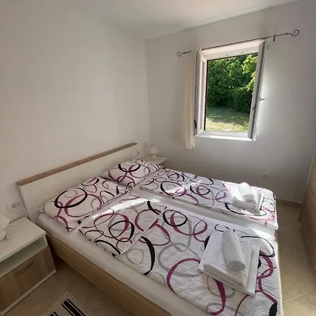 Oaza Apartment Nerezine